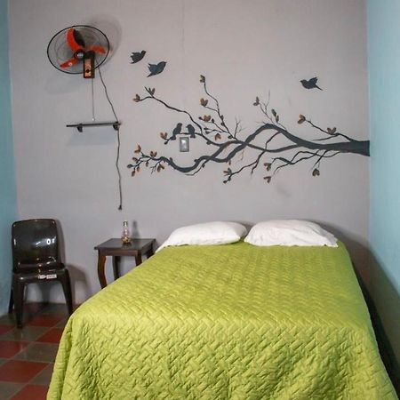 Hostal Casa Luna Hotell Santa Ana Exteriör bild